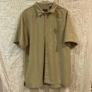 As-Is Flash Sale Button Up Men’s Shirts 6$ Each Large Covington dark beige